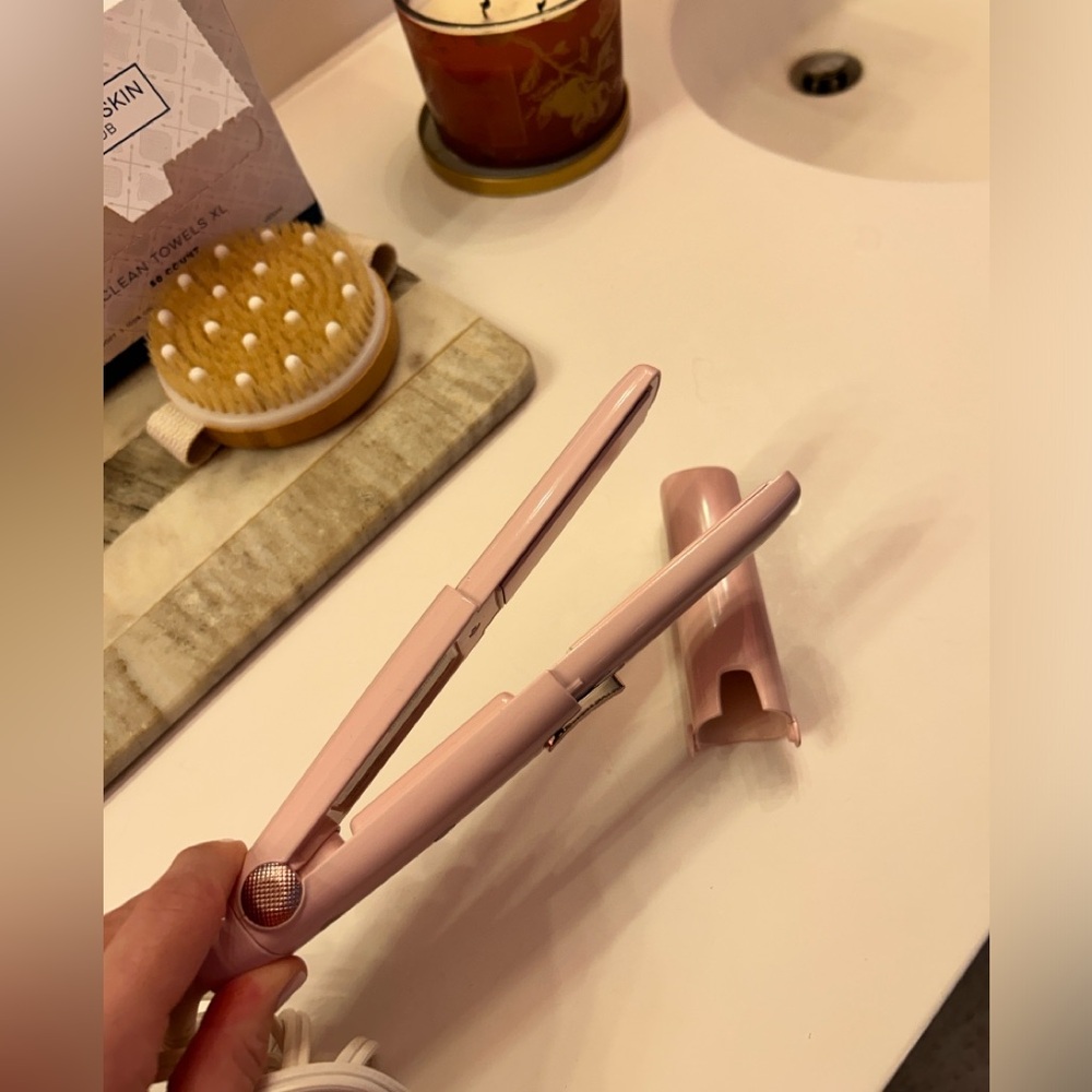T3 Pink Travel Straightener